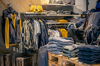 Verkaufsraum schauerte Männer Mode